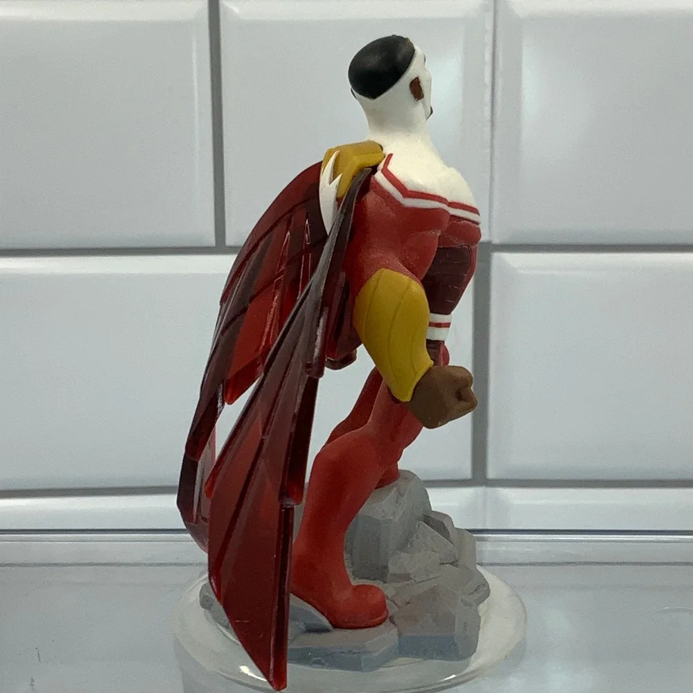 Disney Falcon Marvel Super Heroes Infinity 2.0 Interactive Figure
